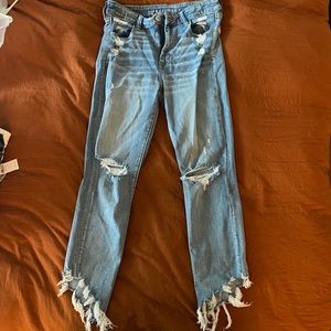 American eagle cropped jeans!